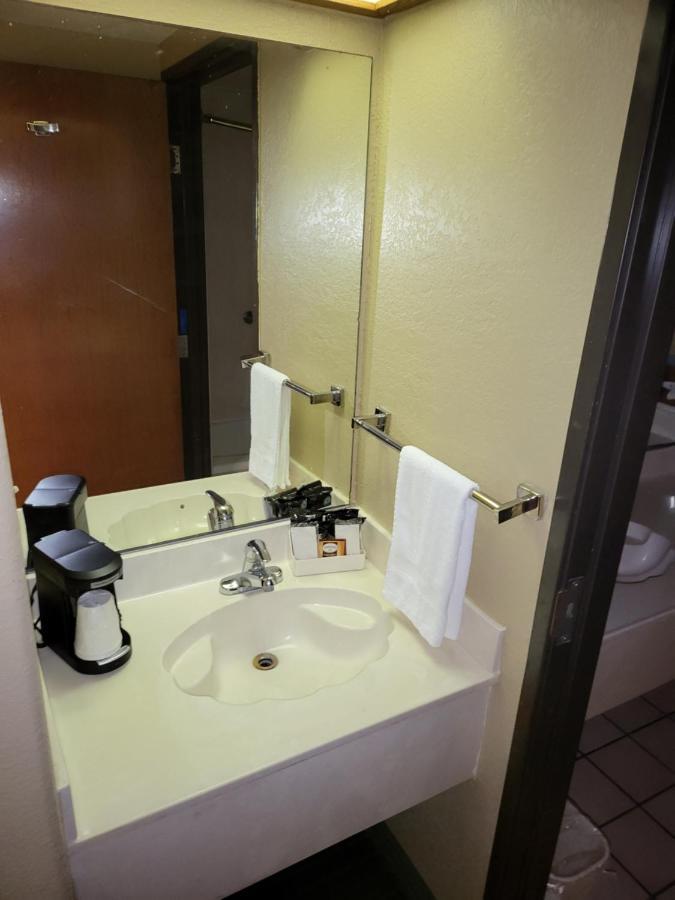 Americas Best Value Inn Pharr/Mcallen Dış mekan fotoğraf